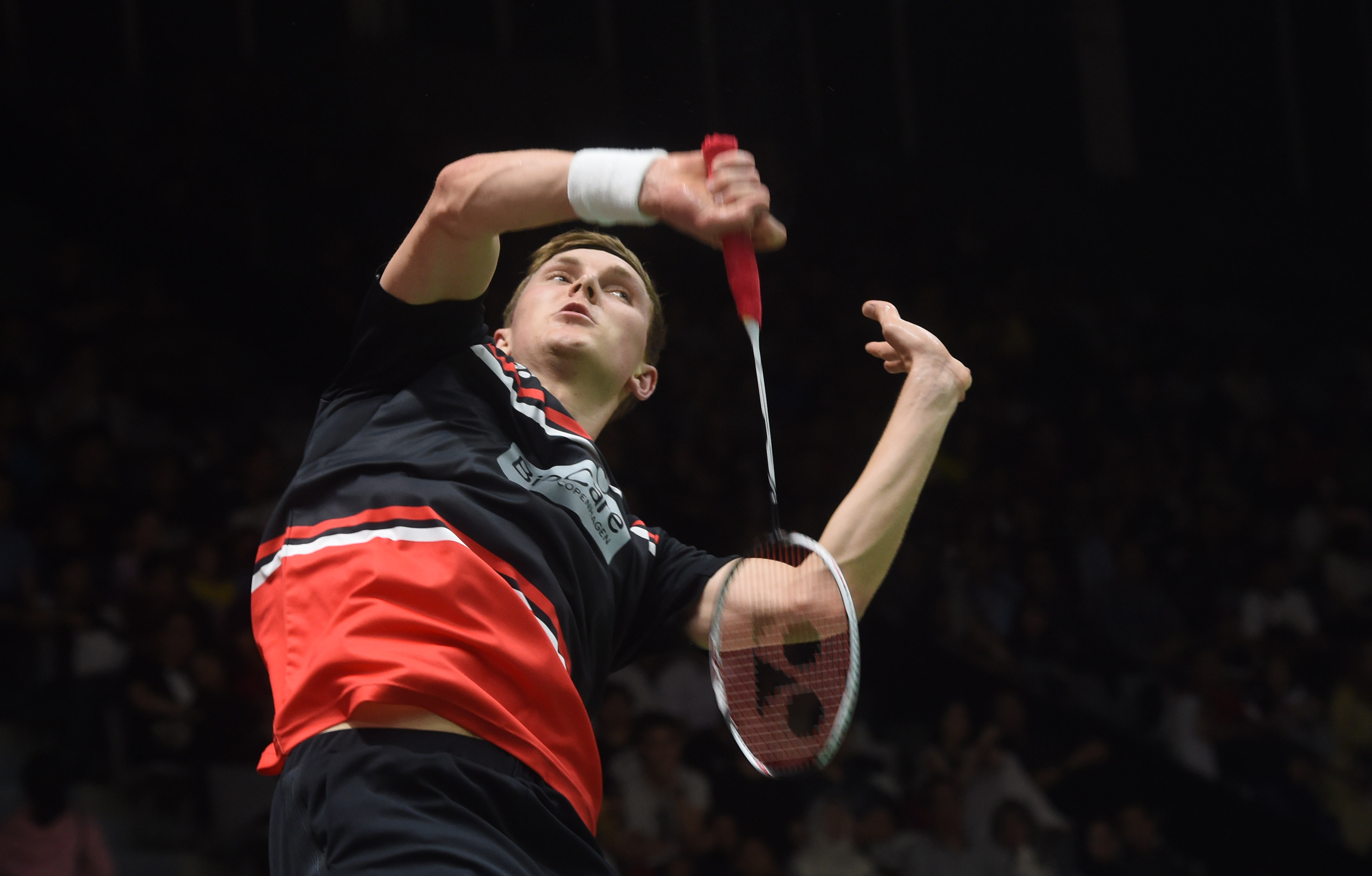 凝聚全队 凝聚全队