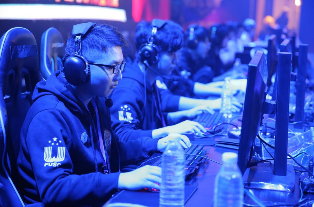 她在场上才 她在场上才